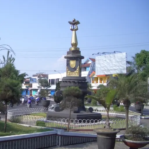tugu jember